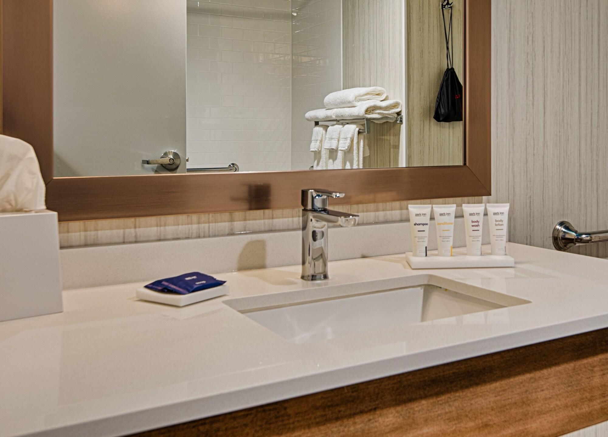 Park Inn By Radisson Florence, Sc Ngoại thất bức ảnh