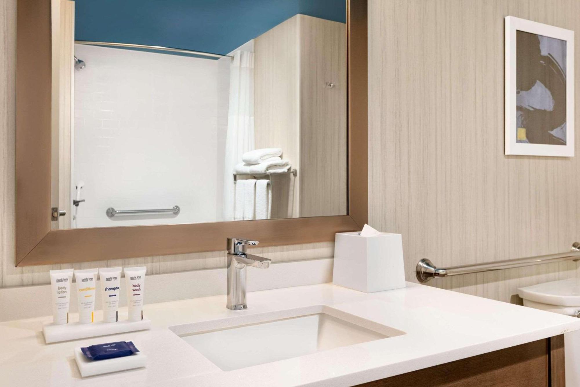 Park Inn By Radisson Florence, Sc Ngoại thất bức ảnh